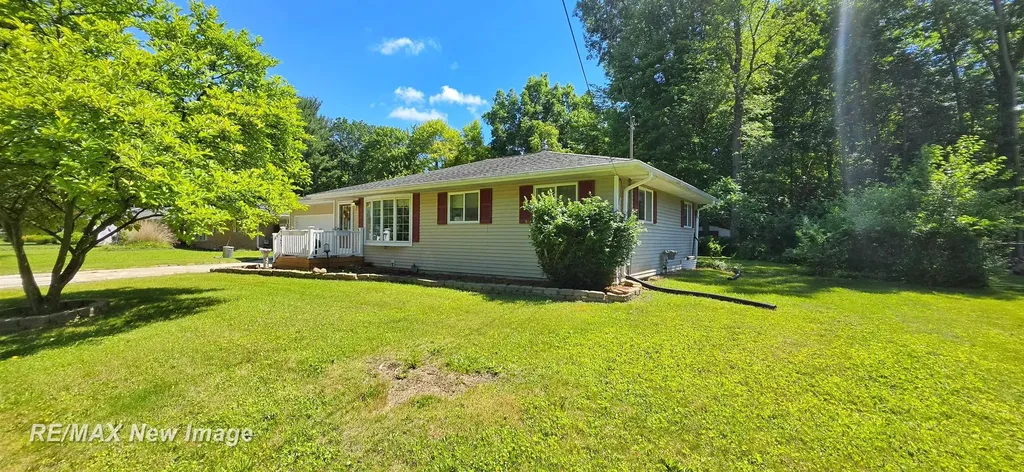 4445 Eastport Drive Bridgeport Charter Township MI 48722