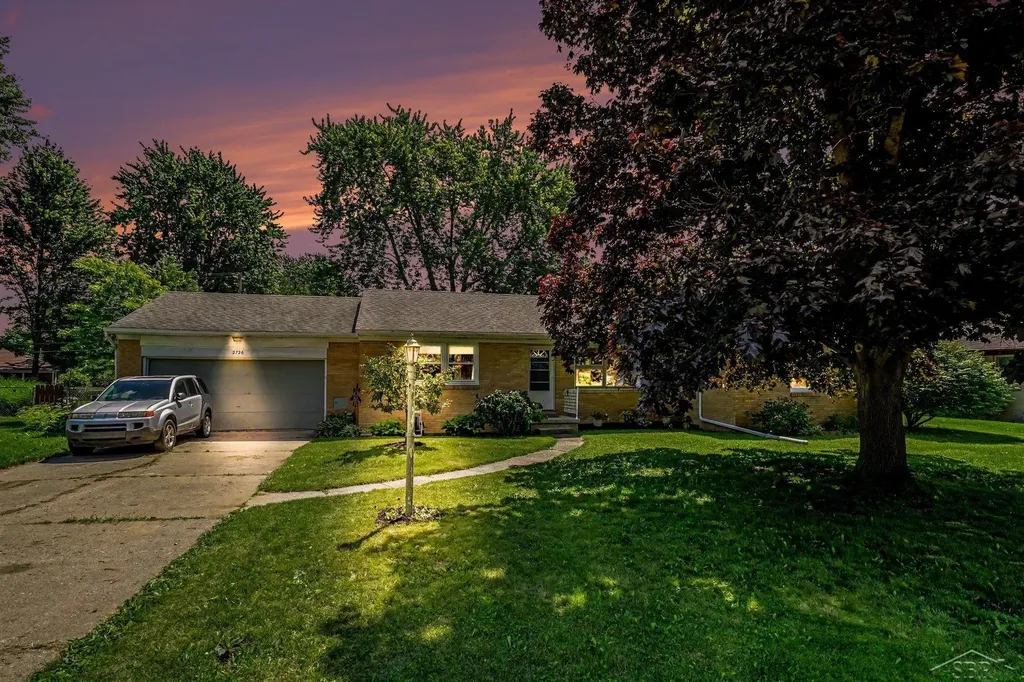 2726 Reppuhn Drive Saginaw Charter Township MI 48603