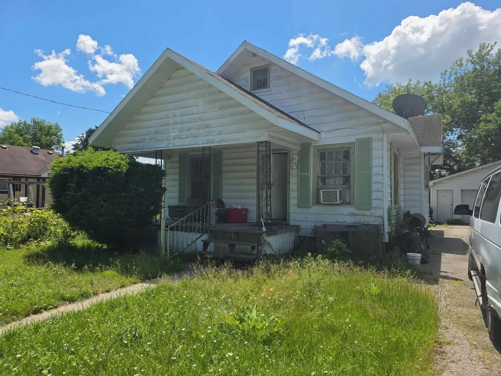 4134 Fulton Street Saginaw City MI 48601