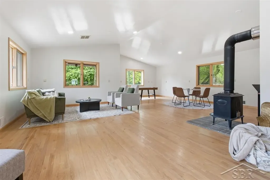277 Donohue Drive Bangor Charter Township MI 48706