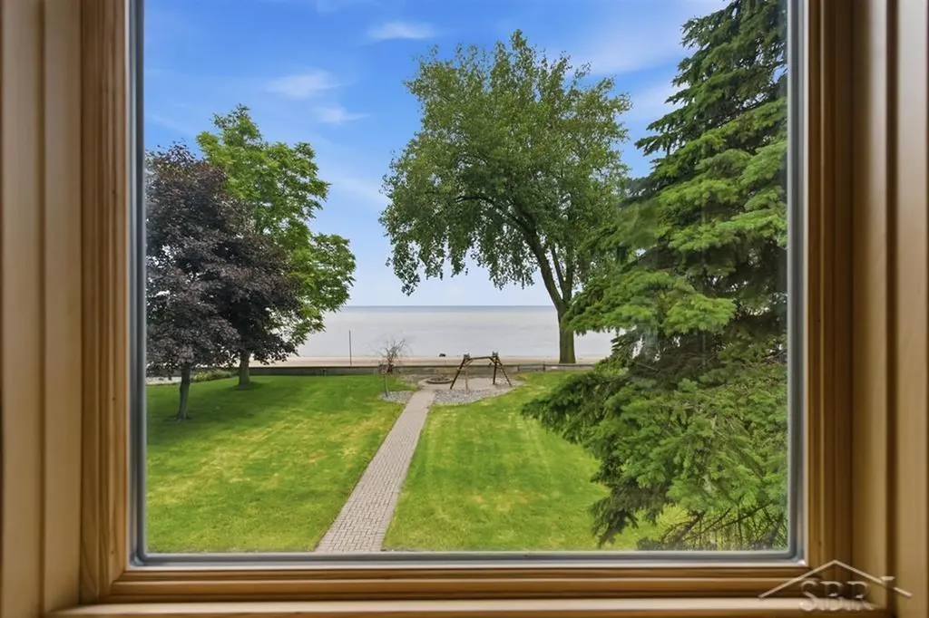 277 Donohue Drive Bangor Charter Township MI 48706