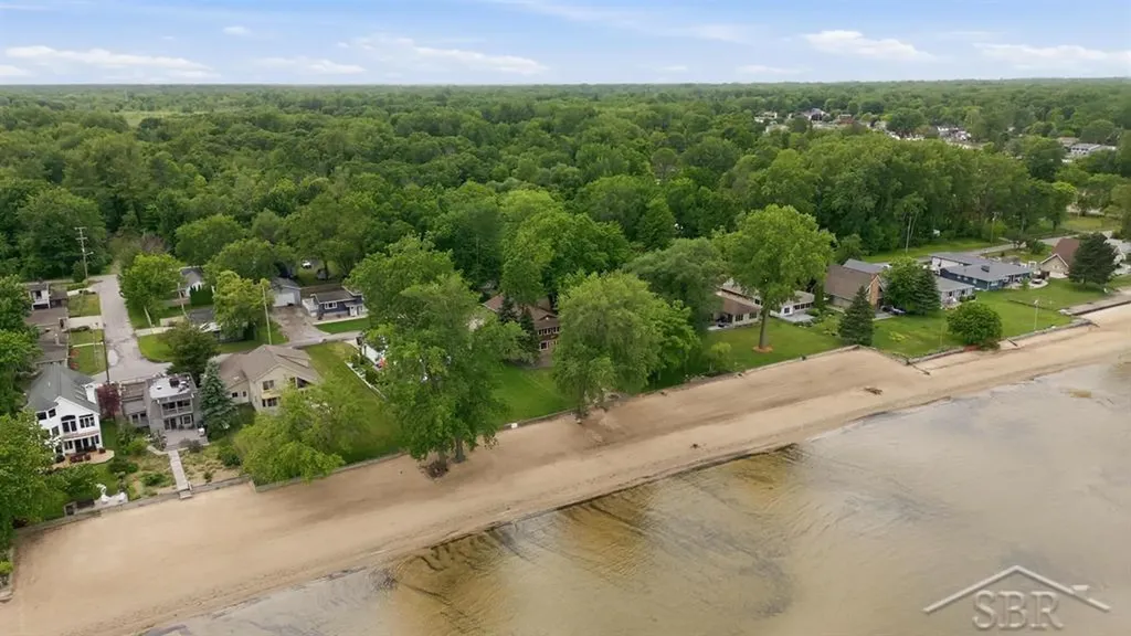 277 Donohue Drive Bangor Charter Township MI 48706