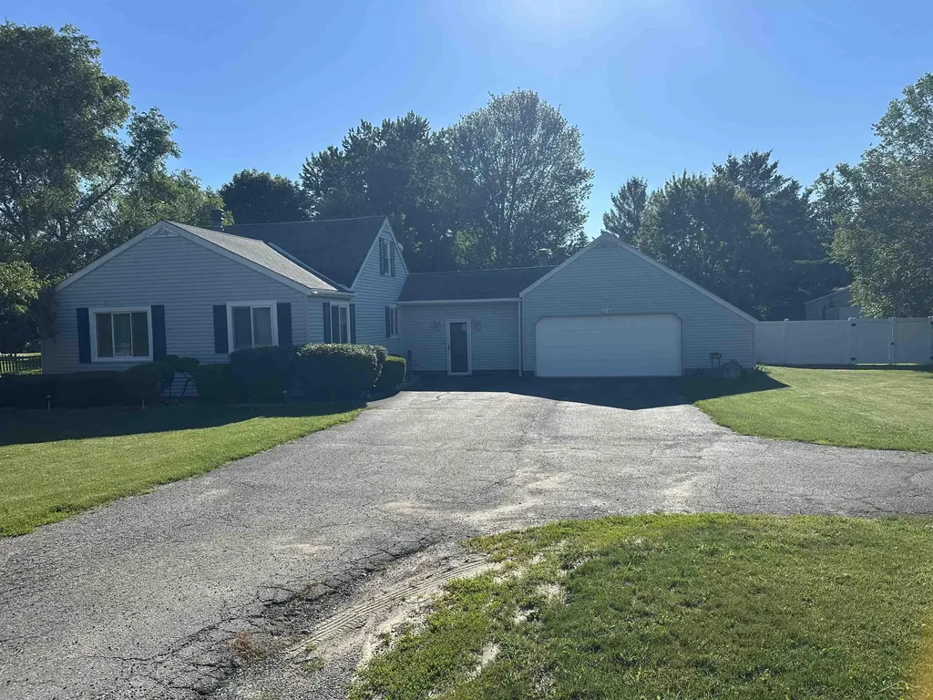 214 N Hemlock Road Richland Township MI 48626