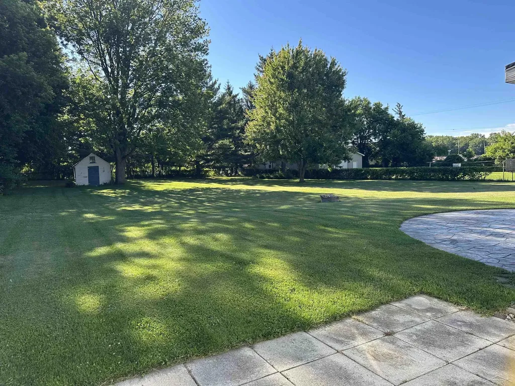 214 N Hemlock Road Richland Township MI 48626