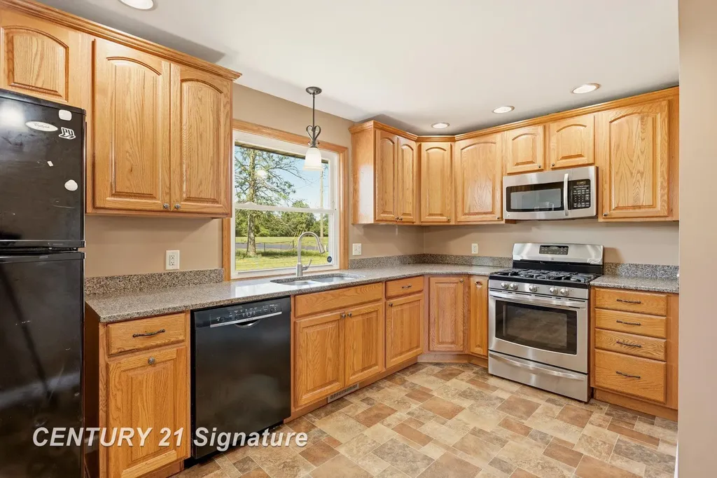 1438 Flanders Drive Carrollton Township MI 48604