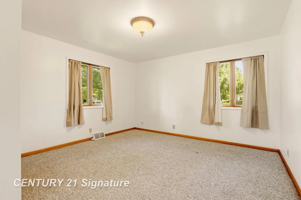 1438 Flanders Drive Carrollton Township MI 48604