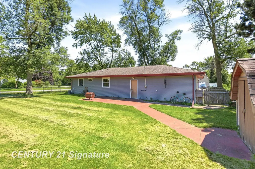 1438 Flanders Drive Carrollton Township MI 48604