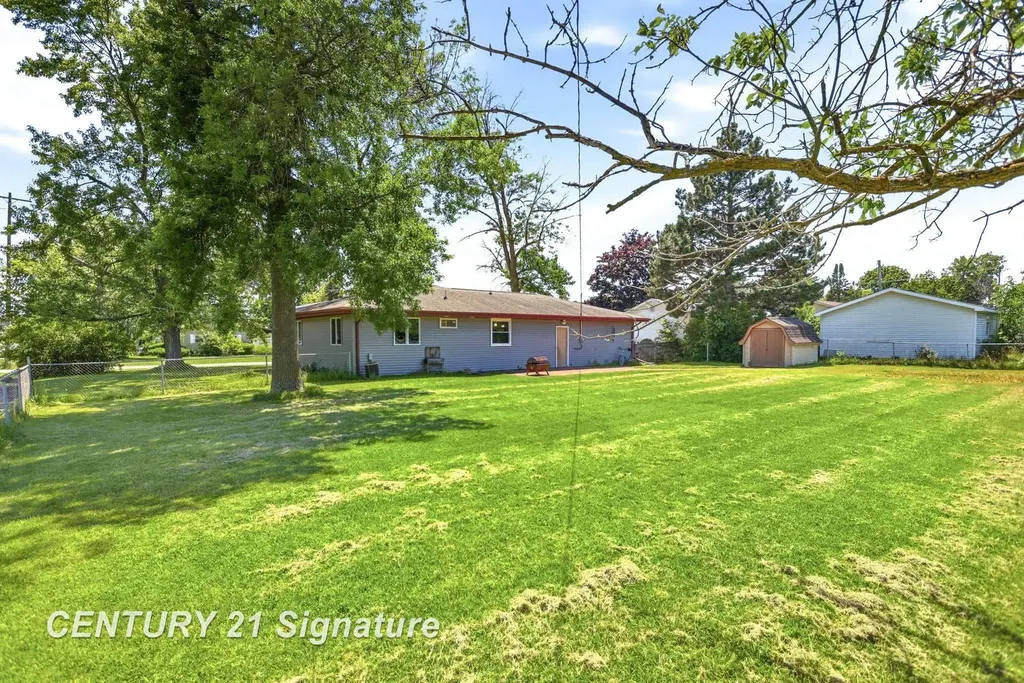 1438 Flanders Drive Carrollton Township MI 48604