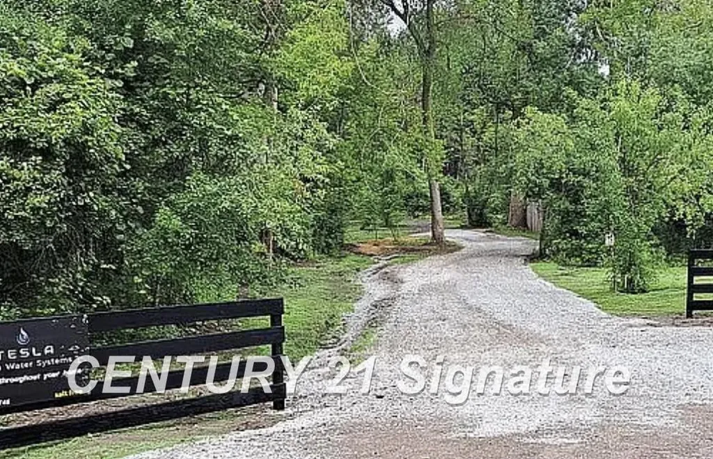 1948 E Chippewa River Road Midland City MI 48640