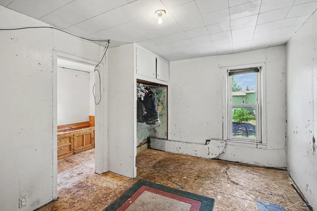 422 S Saginaw Street St. Charles Village MI 48655