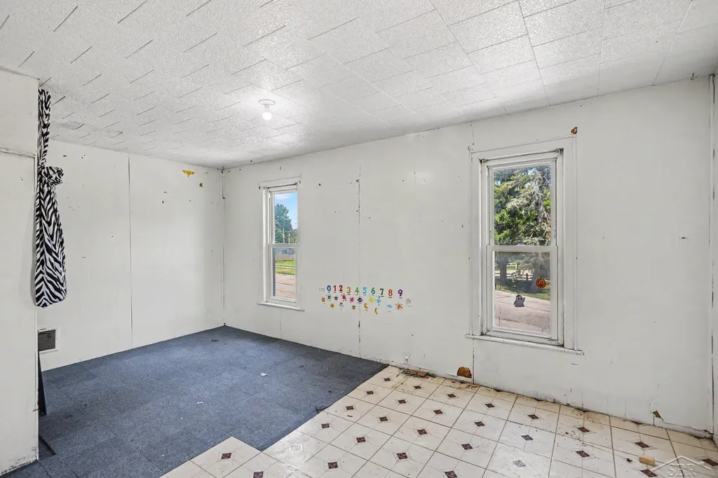 422 S Saginaw Street St. Charles Village MI 48655