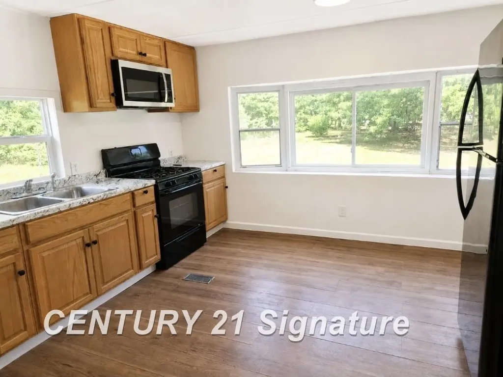 11634 E Gates Avenue Richland Township MI 48877