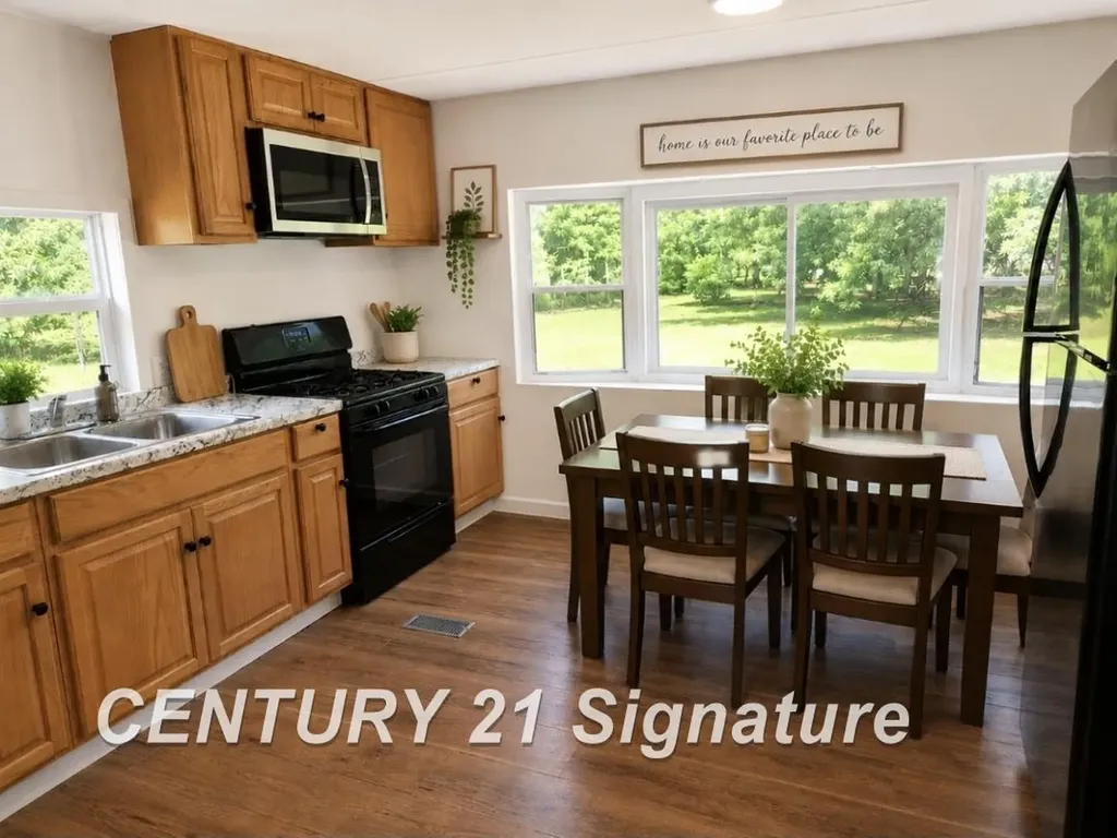 11634 E Gates Avenue Richland Township MI 48877