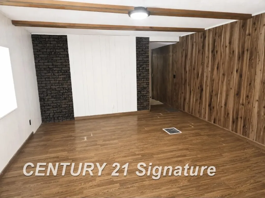 11634 E Gates Avenue Richland Township MI 48877