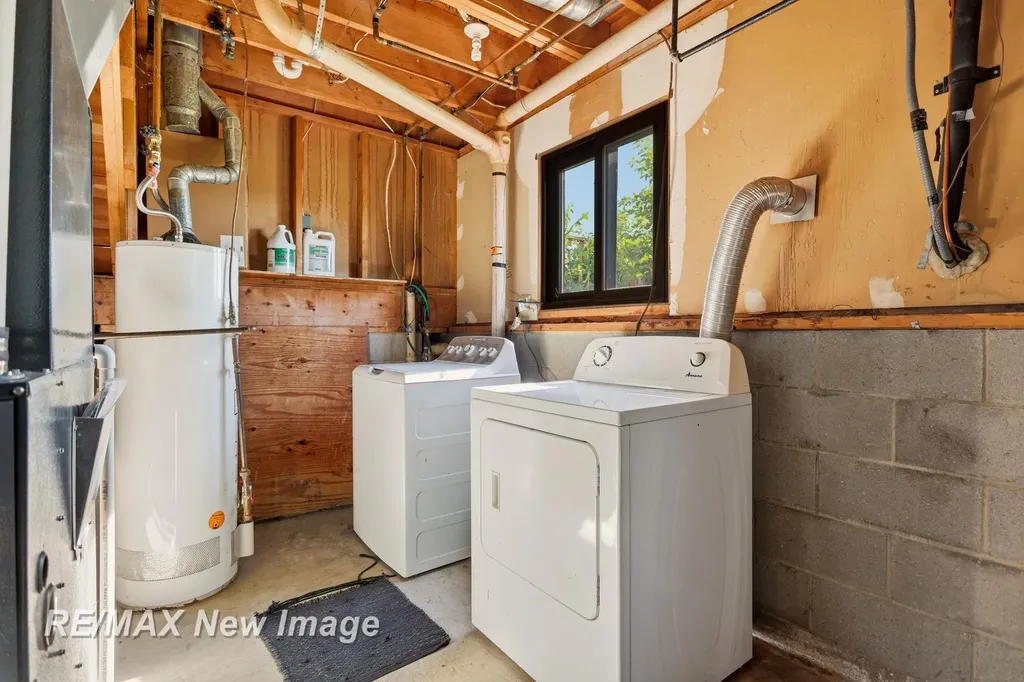 577 S Lincoln Road Portsmouth Charter Township MI 48708