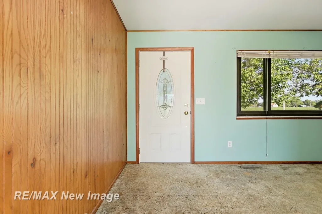 577 S Lincoln Road Portsmouth Charter Township MI 48708