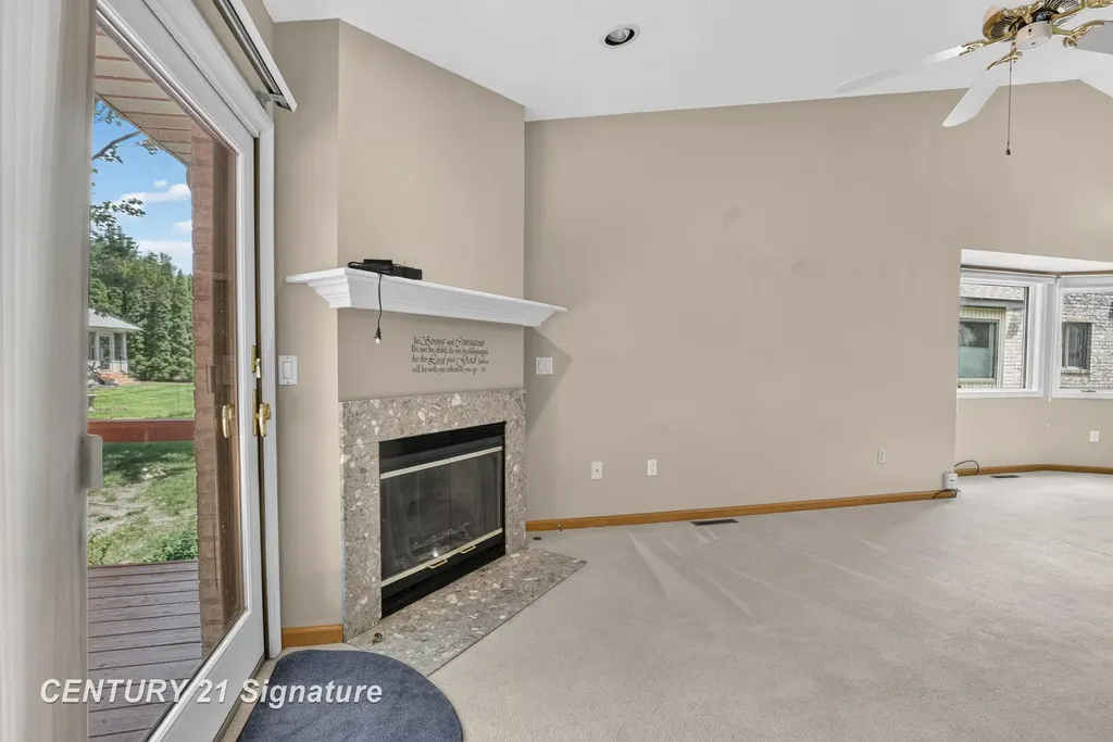 708 Shorefront Circle Midland City MI 48640