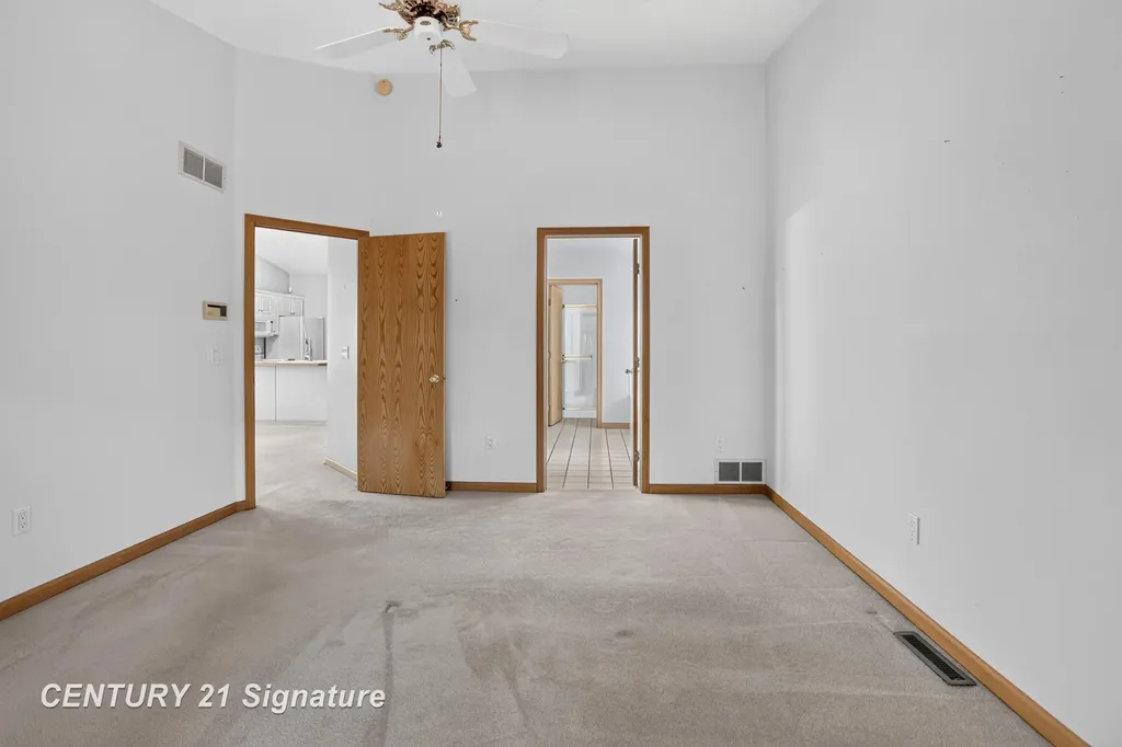 708 Shorefront Circle Midland City MI 48640