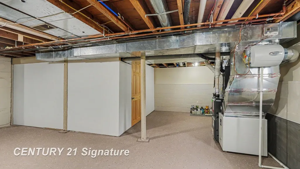 763 W Salzburg Road Williams Charter Township MI 48611