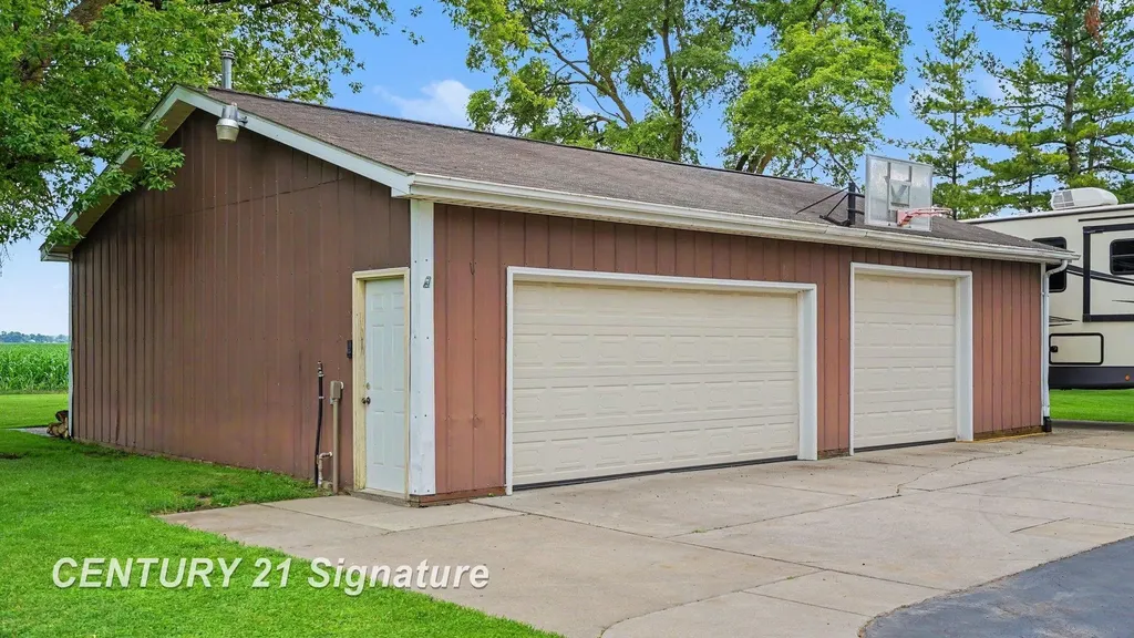763 W Salzburg Road Williams Charter Township MI 48611