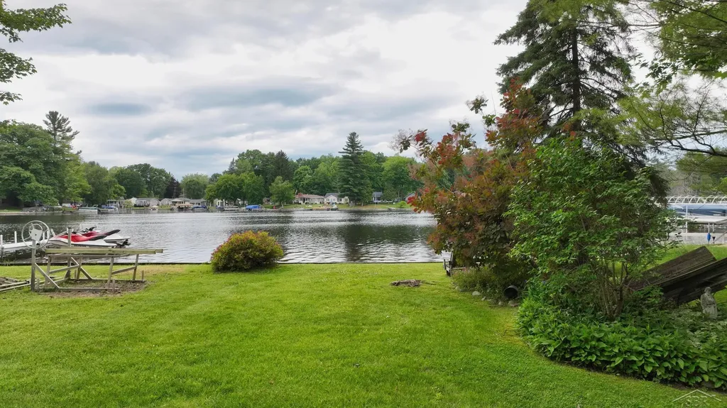 4344 Bay Road Sage Township MI 48624