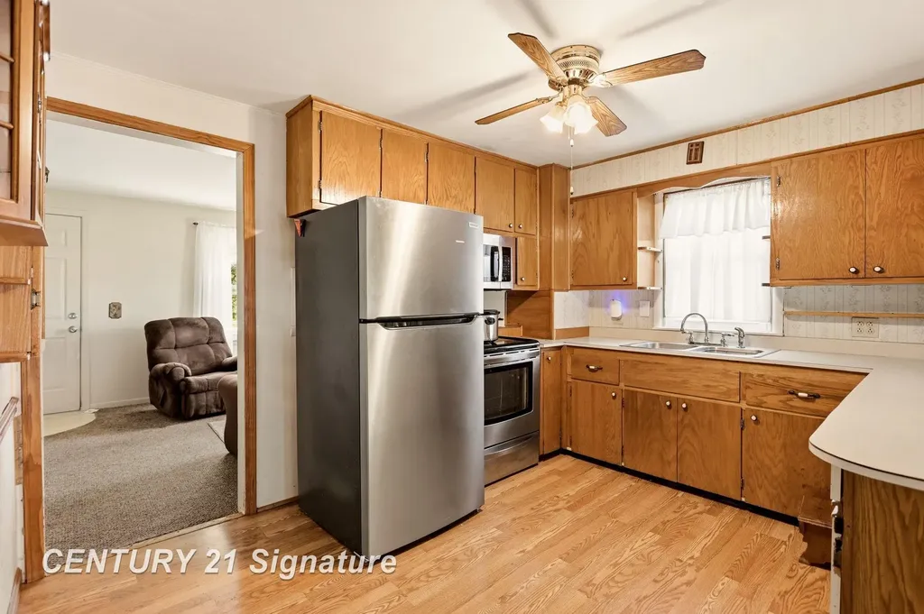 6737 Dixie Highway Bridgeport Charter Township MI 48722