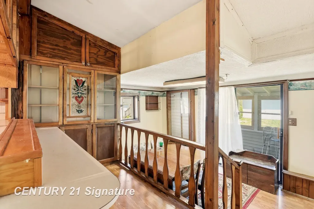 6737 Dixie Highway Bridgeport Charter Township MI 48722