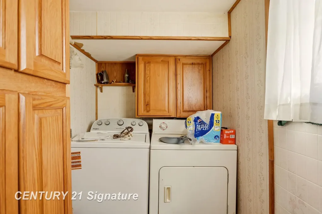 6737 Dixie Highway Bridgeport Charter Township MI 48722