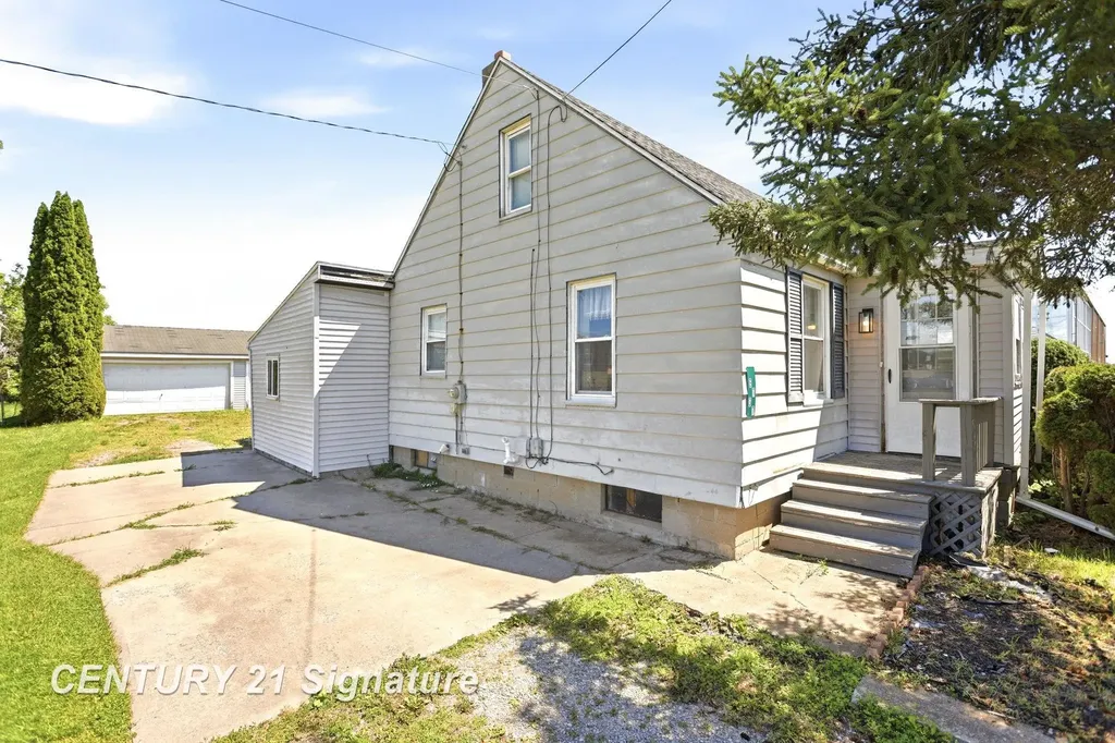 6737 Dixie Highway Bridgeport Charter Township MI 48722