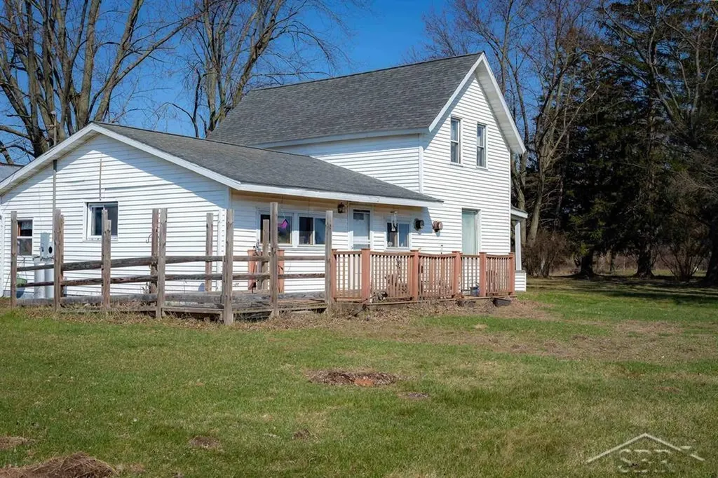 18025 Grabowski Road Fremont Township MI 48655