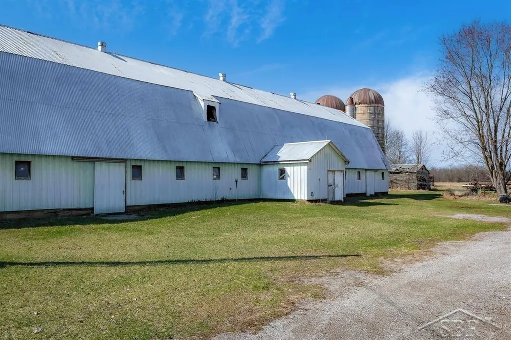 18025 Grabowski Road Fremont Township MI 48655