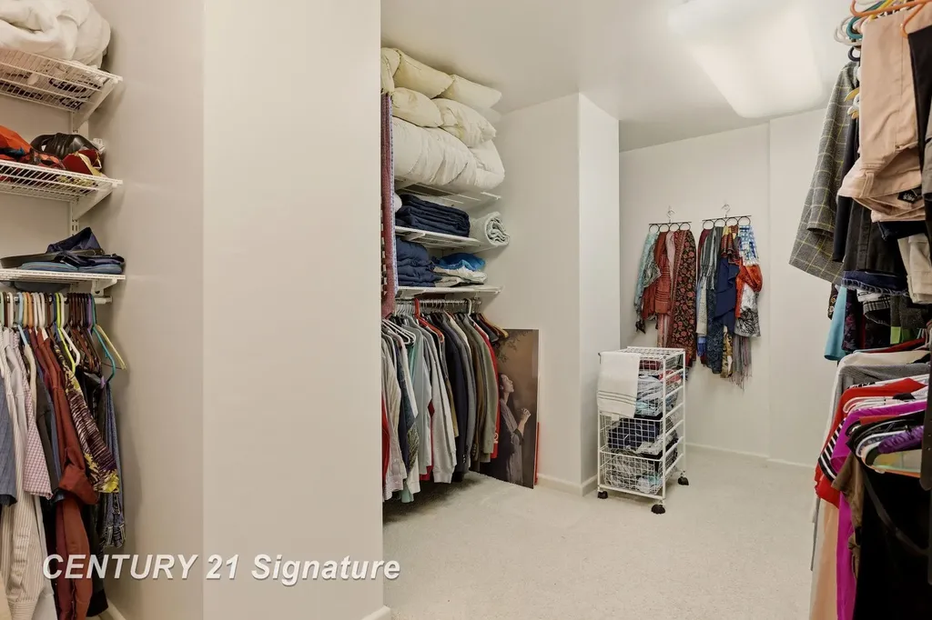 14 Edgewood Road Saginaw Charter Township MI 48602