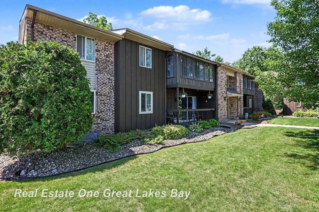 6091 Western Drive Saginaw Charter Township MI 48638
