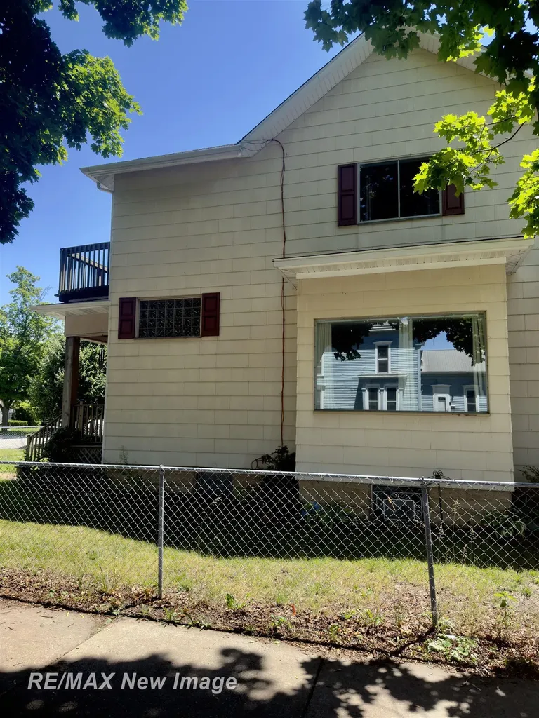 200 Raymond Street Bay City City MI 48706