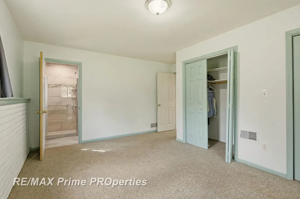 594 Lou Alice Drive Deerfield Township MI 48421