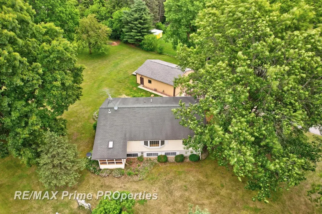 594 Lou Alice Drive Deerfield Township MI 48421