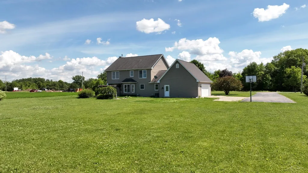 9451 W Tuscola Road Frankenmuth Township MI 48734