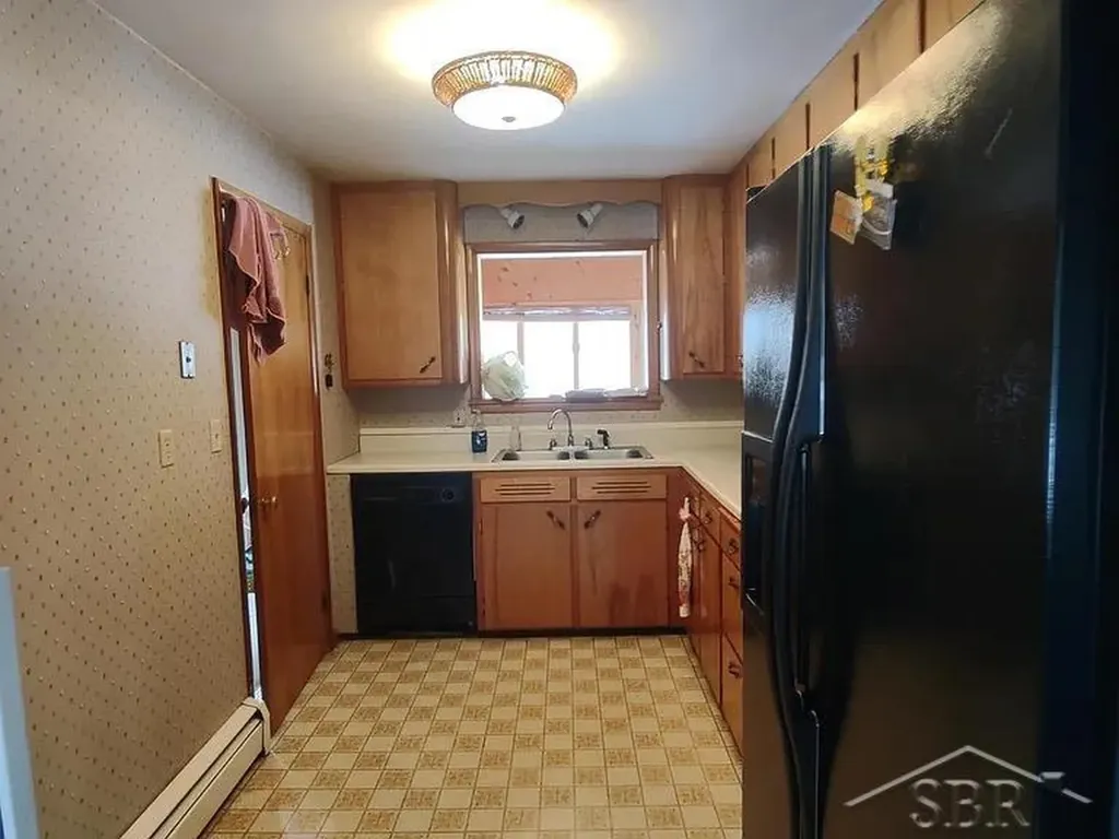 435 N Main Street Au Gres City MI 48703