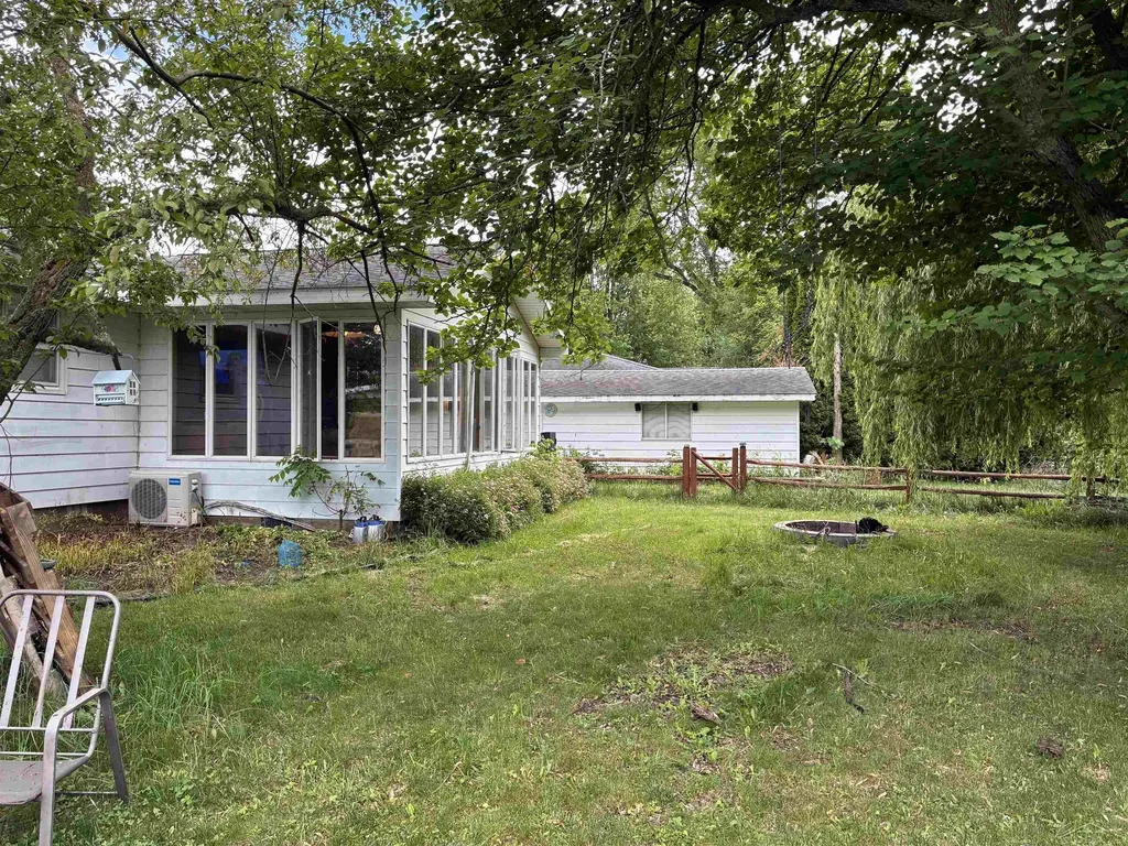 435 N Main Street Au Gres City MI 48703