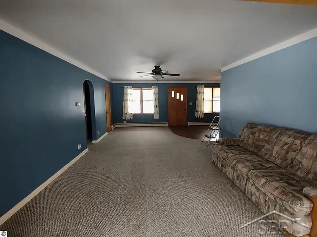 435 N Main Street Au Gres City MI 48703