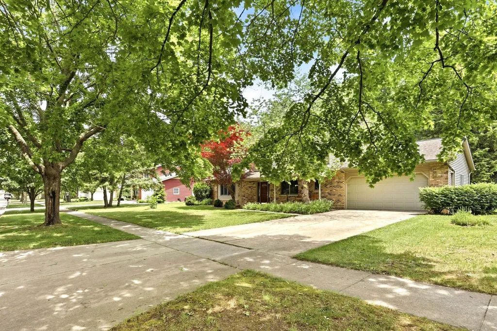 577 E Franconian Drive Frankenmuth City MI 48734