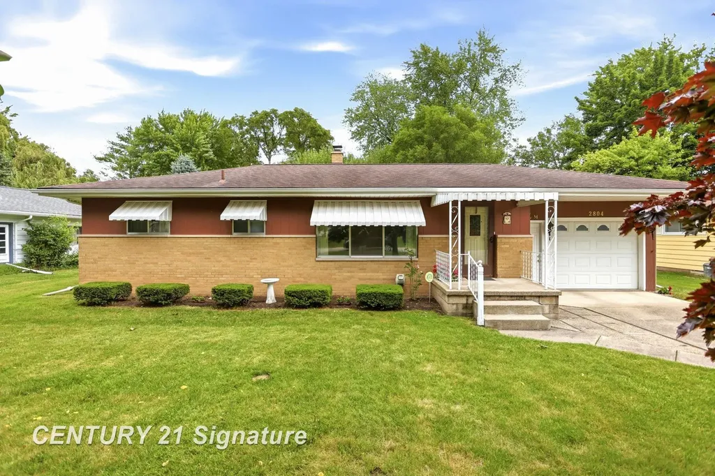 2804 Courtland Place Saginaw Charter Township MI 48603