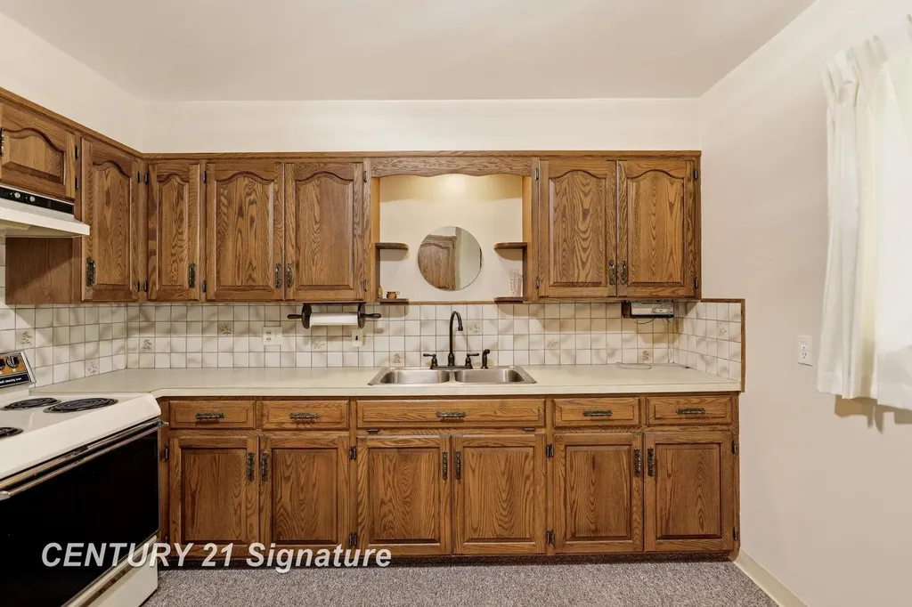 2804 Courtland Place Saginaw Charter Township MI 48603
