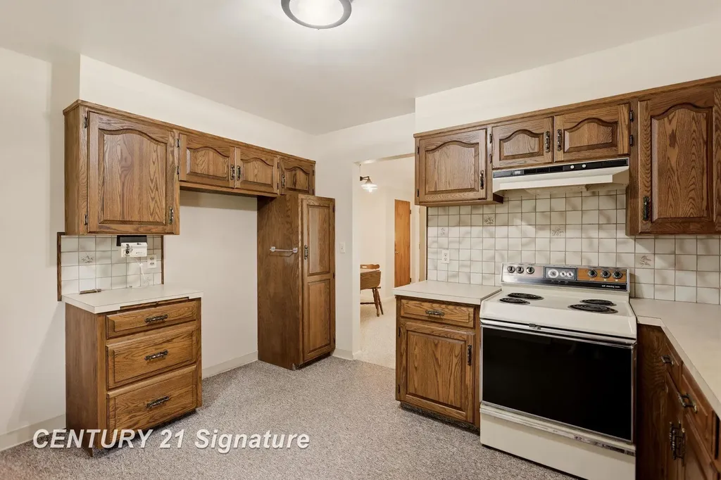 2804 Courtland Place Saginaw Charter Township MI 48603