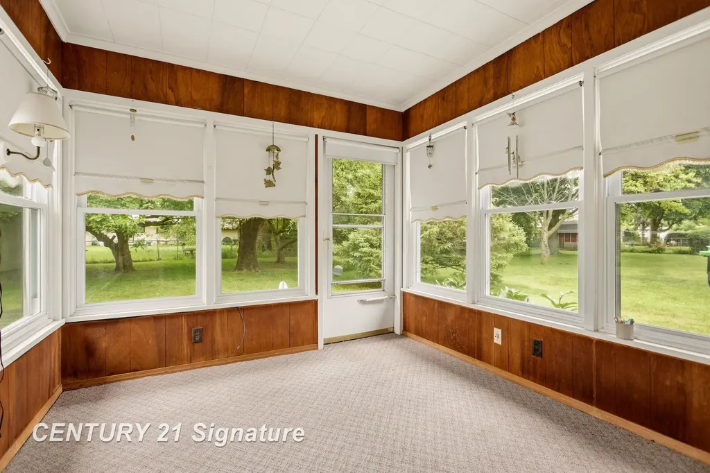 2804 Courtland Place Saginaw Charter Township MI 48603