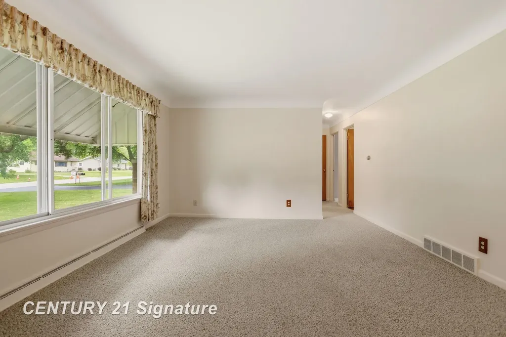 2804 Courtland Place Saginaw Charter Township MI 48603