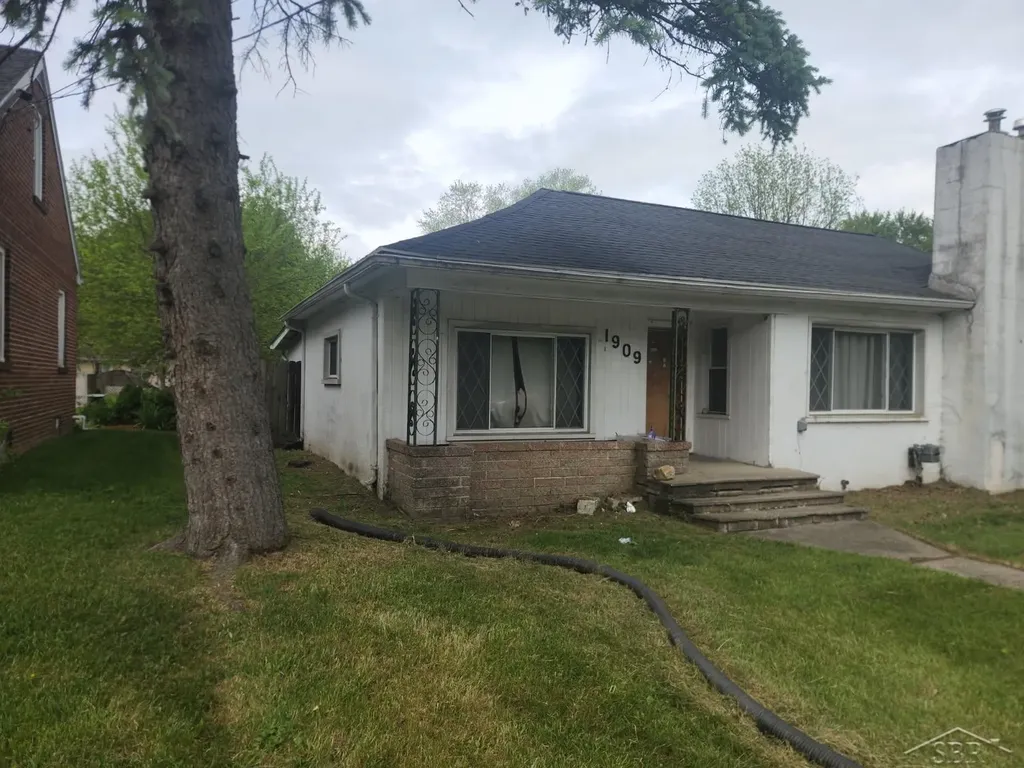 1909 Aurelius Road Delhi Charter Township MI 48842