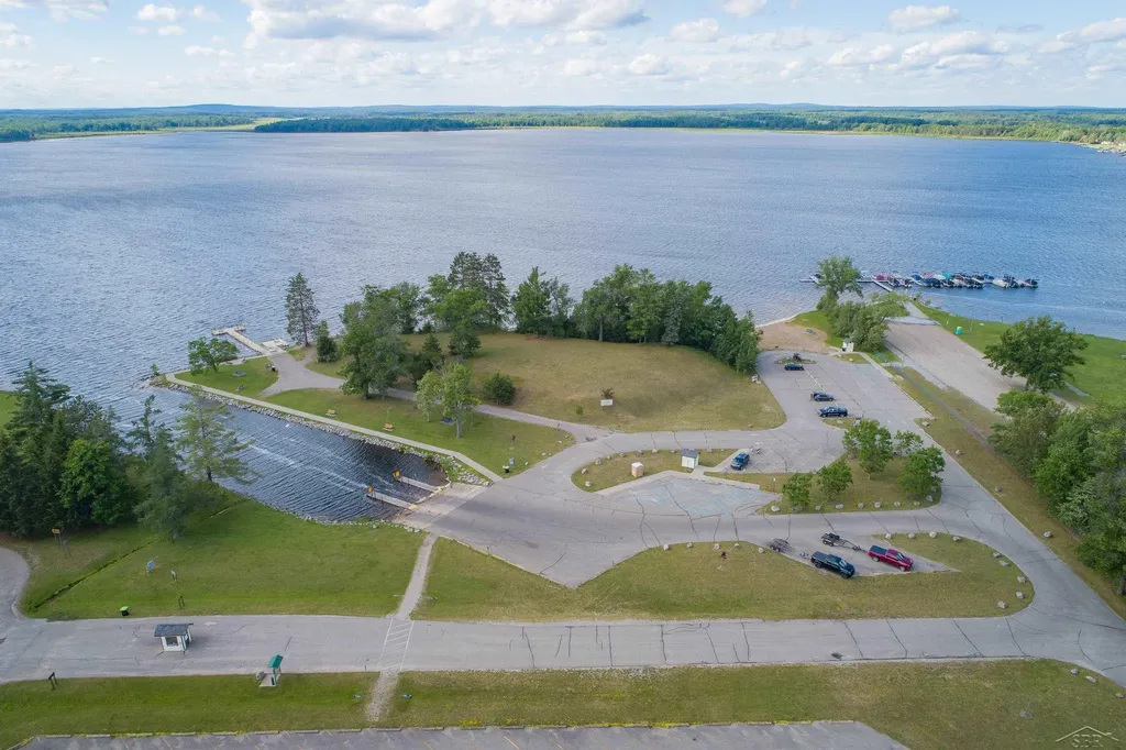 1595 Lolich Road Richfield Township MI 48656