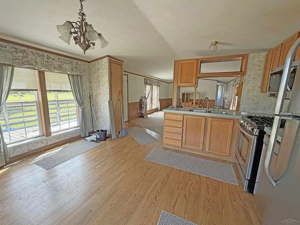 300 E Winegars Road Hay Township MI 48624