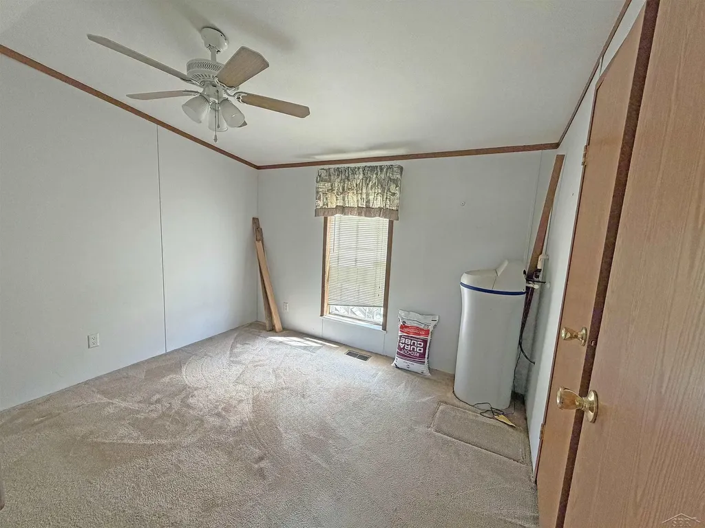 300 E Winegars Road Hay Township MI 48624